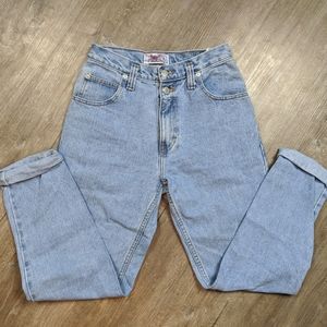 Vintage High-Rise Mom Jeans